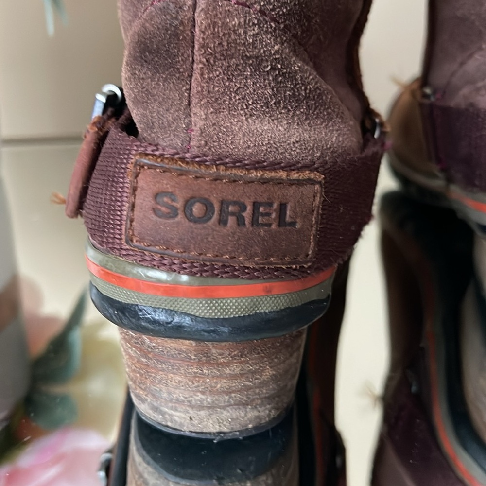 SOREL Brown Slimshortie Boots - Picture 8 of 12